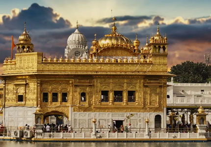Golden Temple with Vaishno Devi Darshan Tour