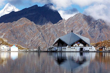 Hemkunt Sahib Darshan Tour